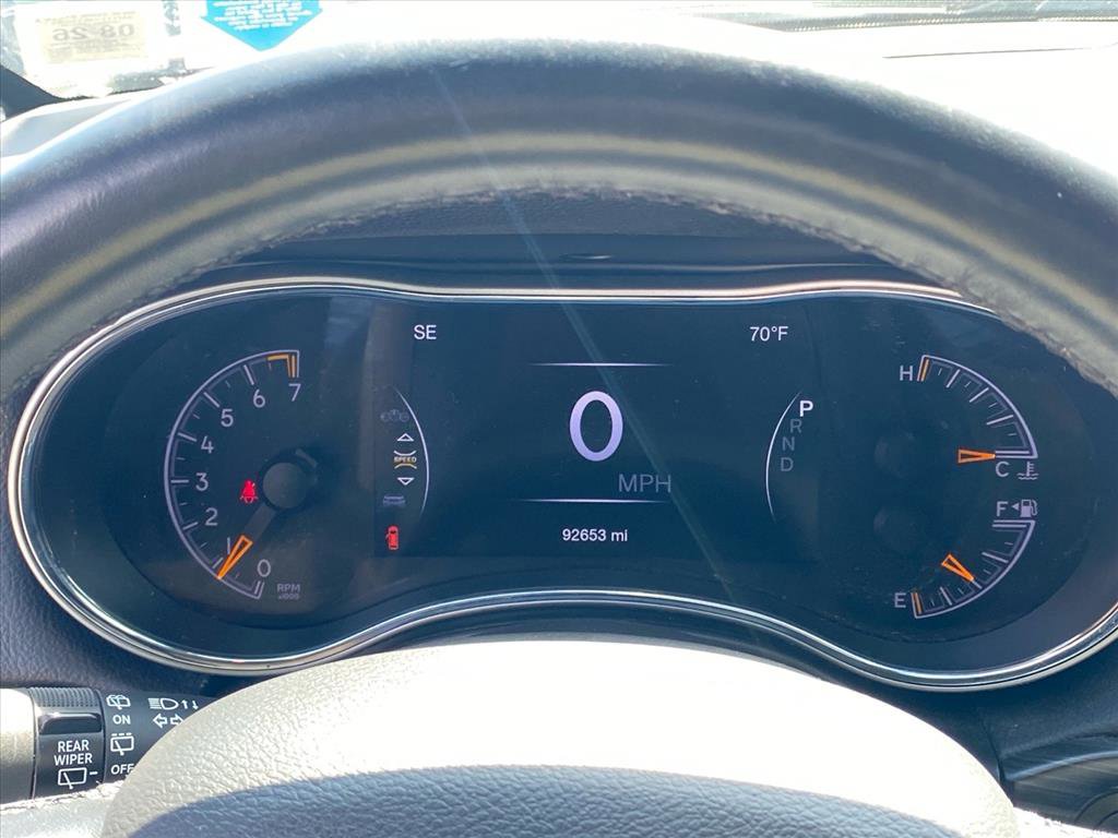 Used 2020 Jeep Grand Cherokee Laredo AWD/4WD image 18