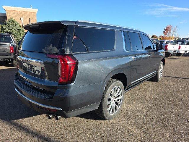 Used 2021 GMC Yukon XL Denali w/ Denali Ultimate Package AWD/4WD image 5
