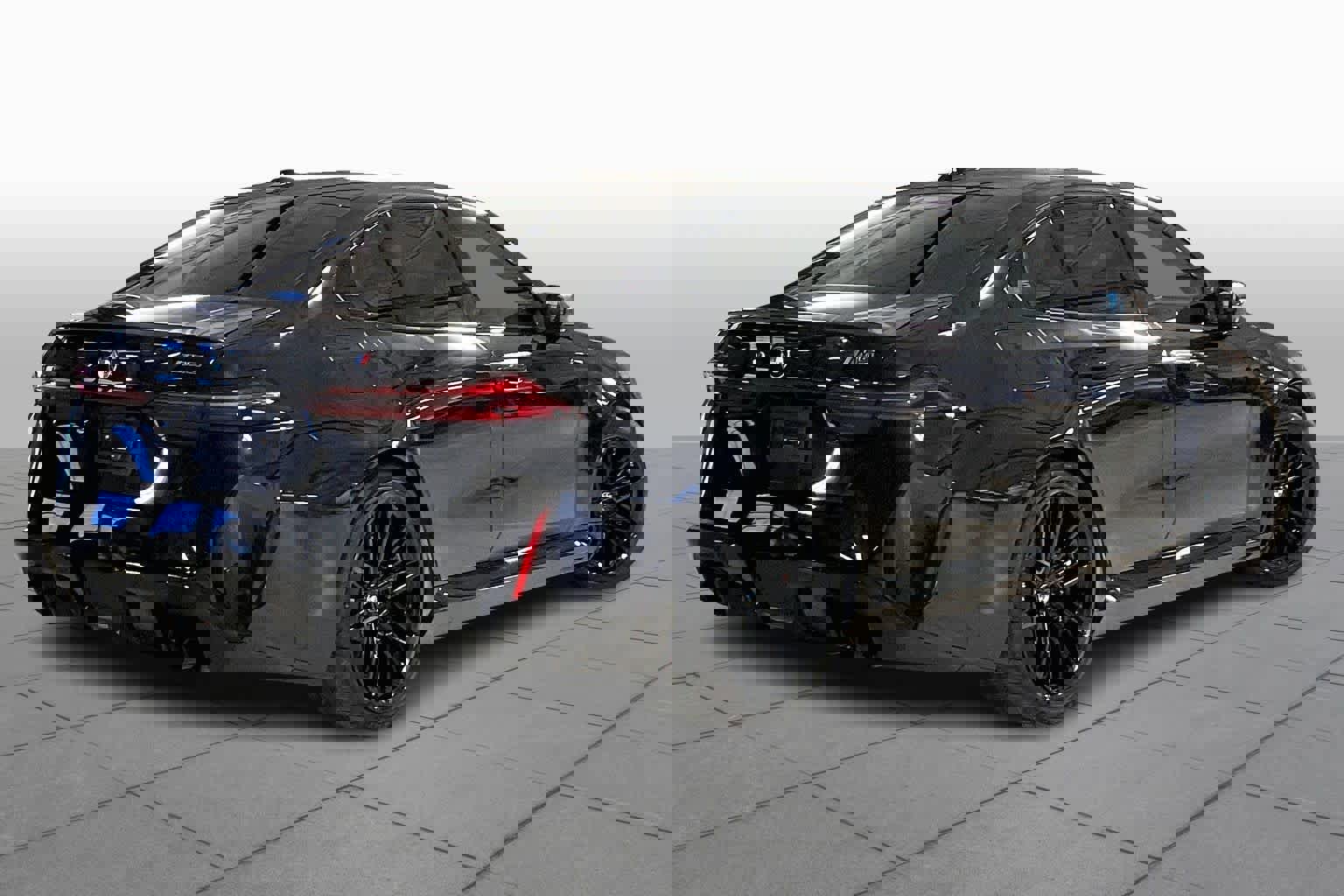 Used 2026 BMW M5 w/ Carbon Package image 12