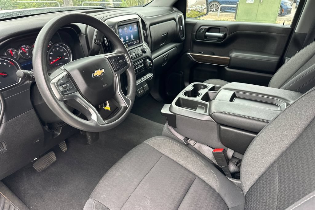 Used 2020 Chevrolet Silverado 1500 LT RWD image 9