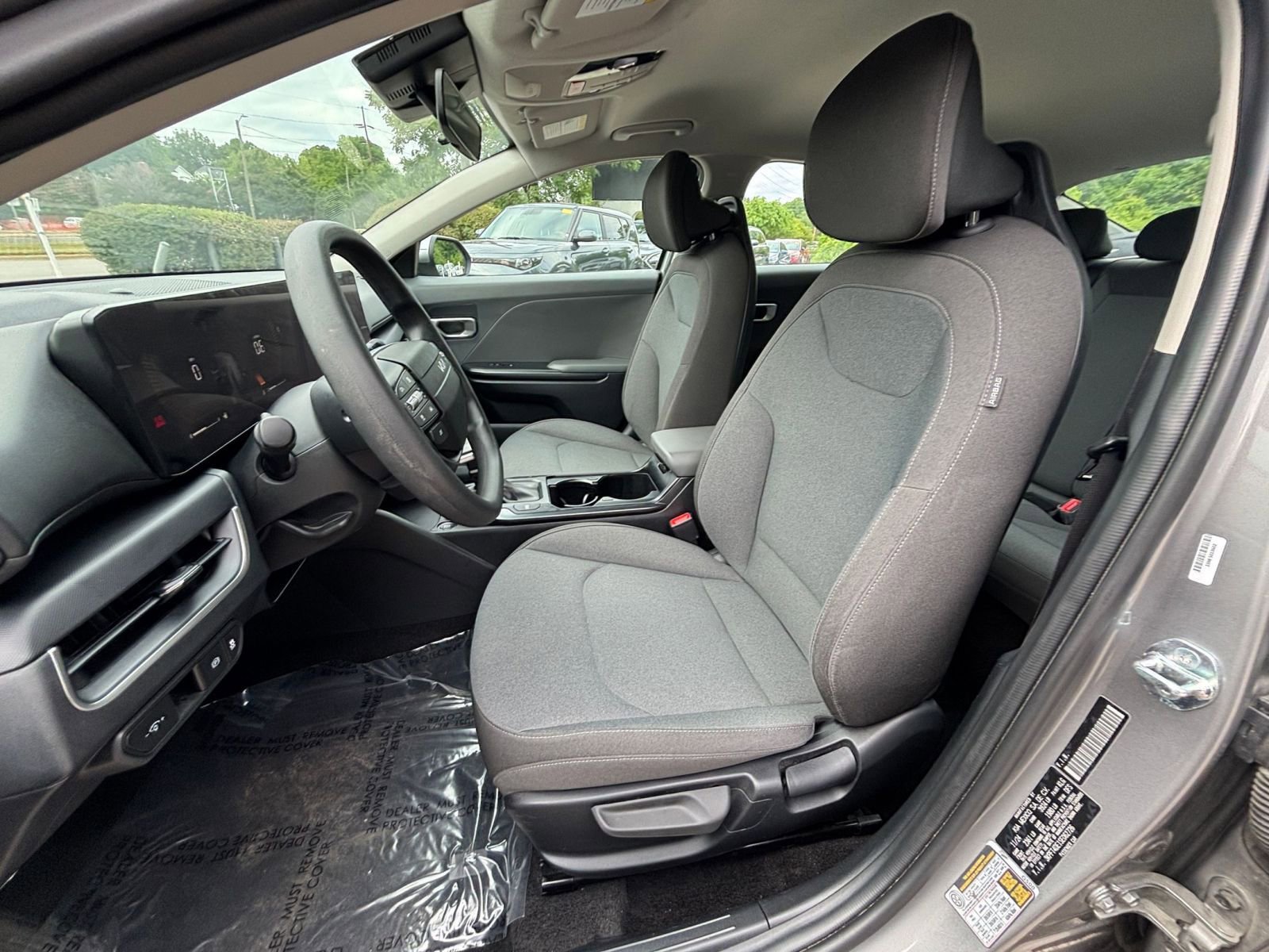 Used 2025 Kia K4 LXS FWD image 33