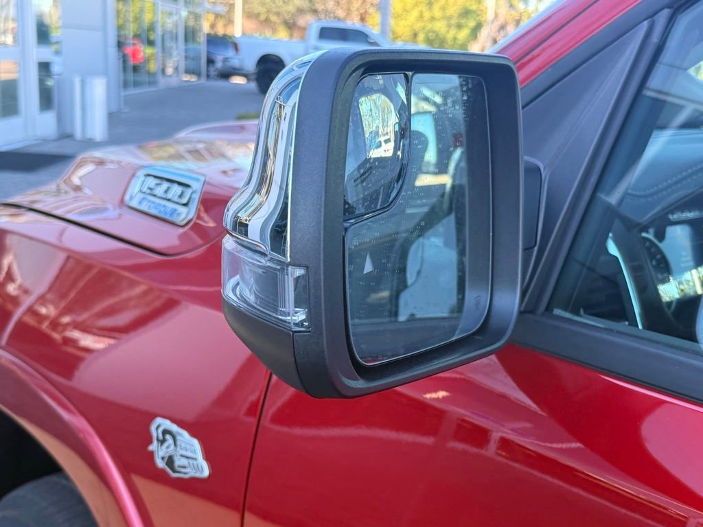 New 2026 RAM 1500 Laramie AWD/4WD image 31