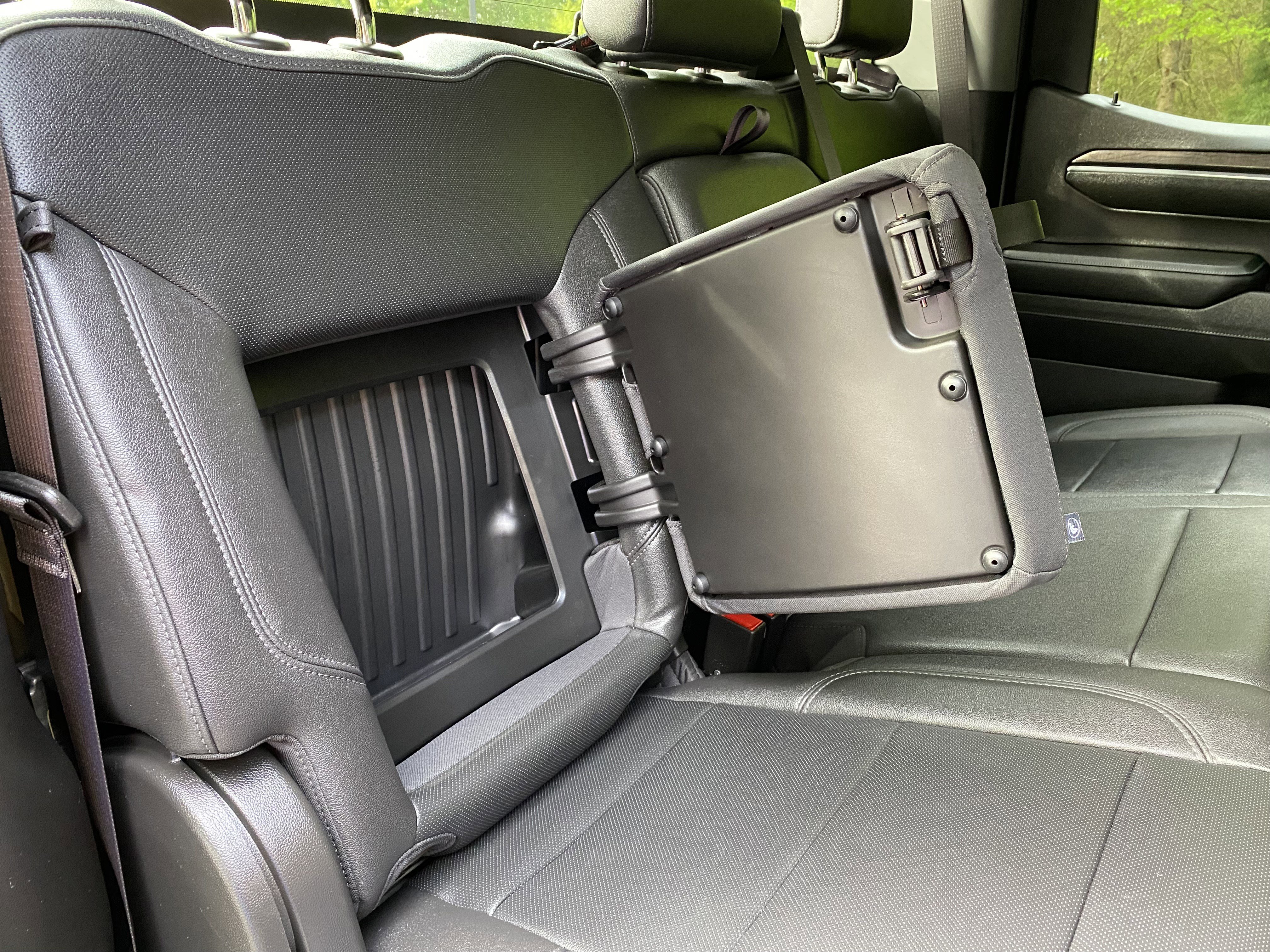 Used 2023 Chevrolet Silverado 1500 LTZ AWD/4WD image 37