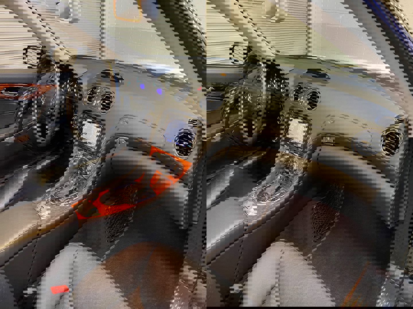 Used 2007 Mercedes-Benz SL 550 image 32