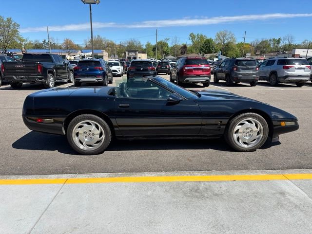 Used 1994 Chevrolet Corvette Convertible RWD image 5
