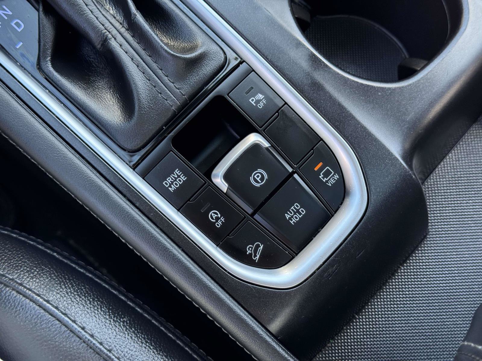 Used 2020 Hyundai Santa Fe Limited AWD/4WD image 29