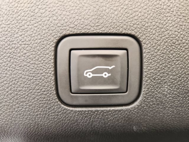 Used 2025 GMC Yukon Elevation w/ LPO, Floor Liner Package AWD/4WD image 36