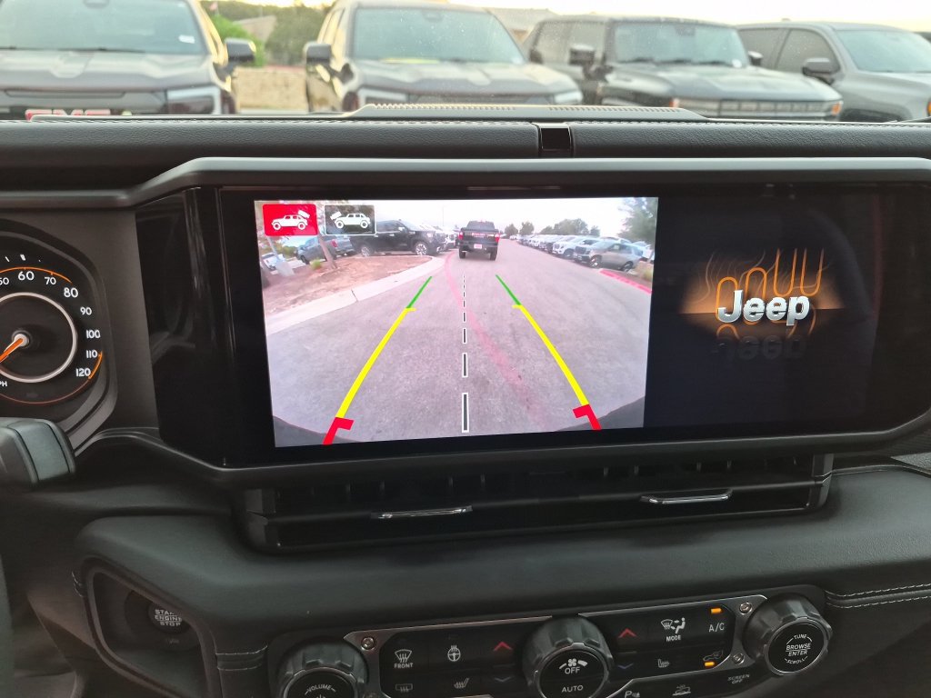 Used 2025 Jeep Wrangler Unlimited Rubicon 392 AWD/4WD image 25
