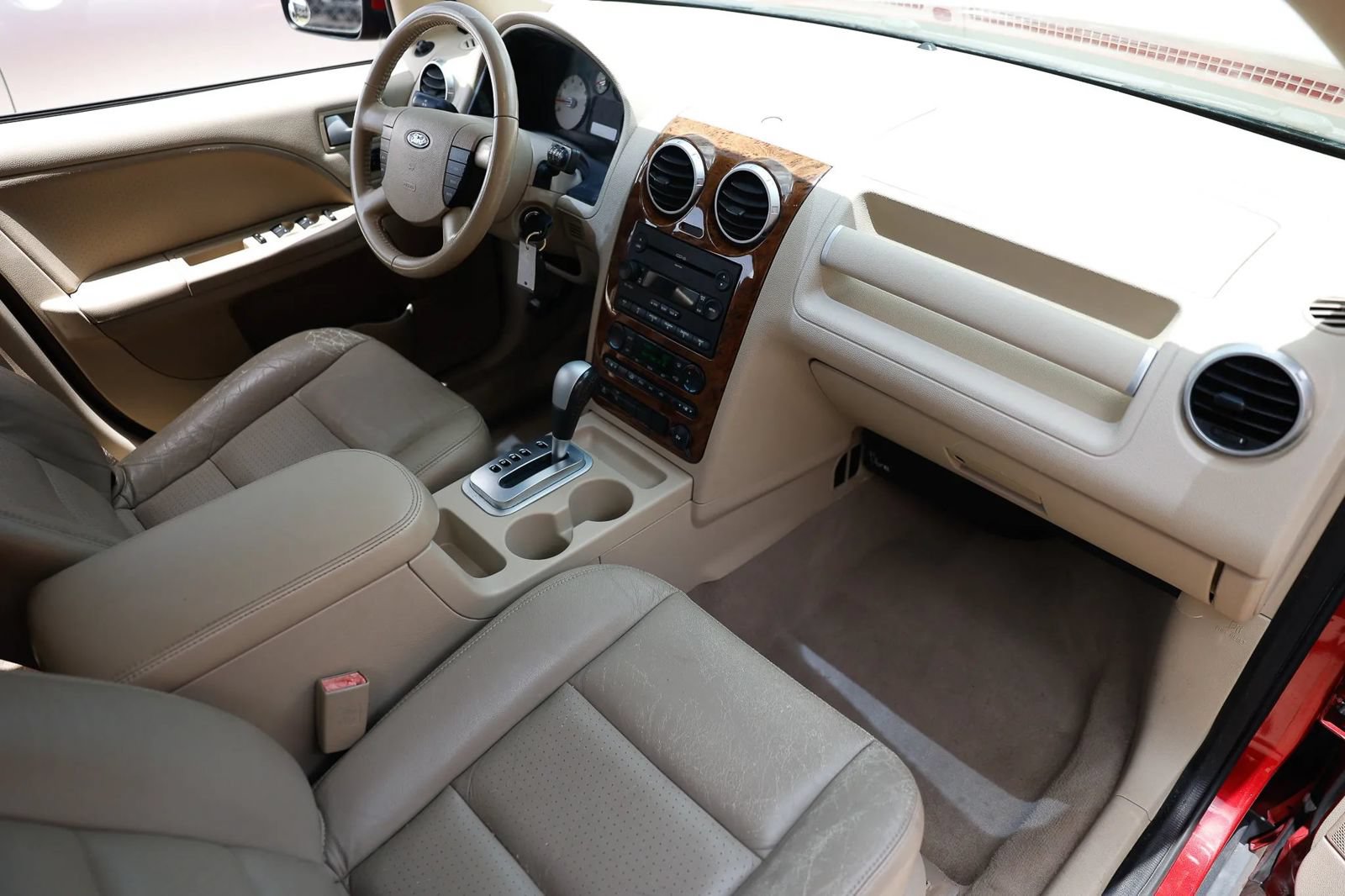 Used 2007 Ford Freestyle Limited FWD image 26