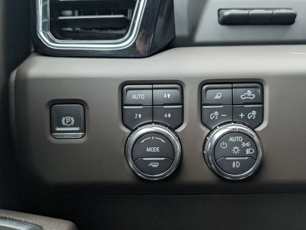 Certified 2024 GMC Sierra 1500 Denali w/ Denali Reserve Package AWD/4WD image 23
