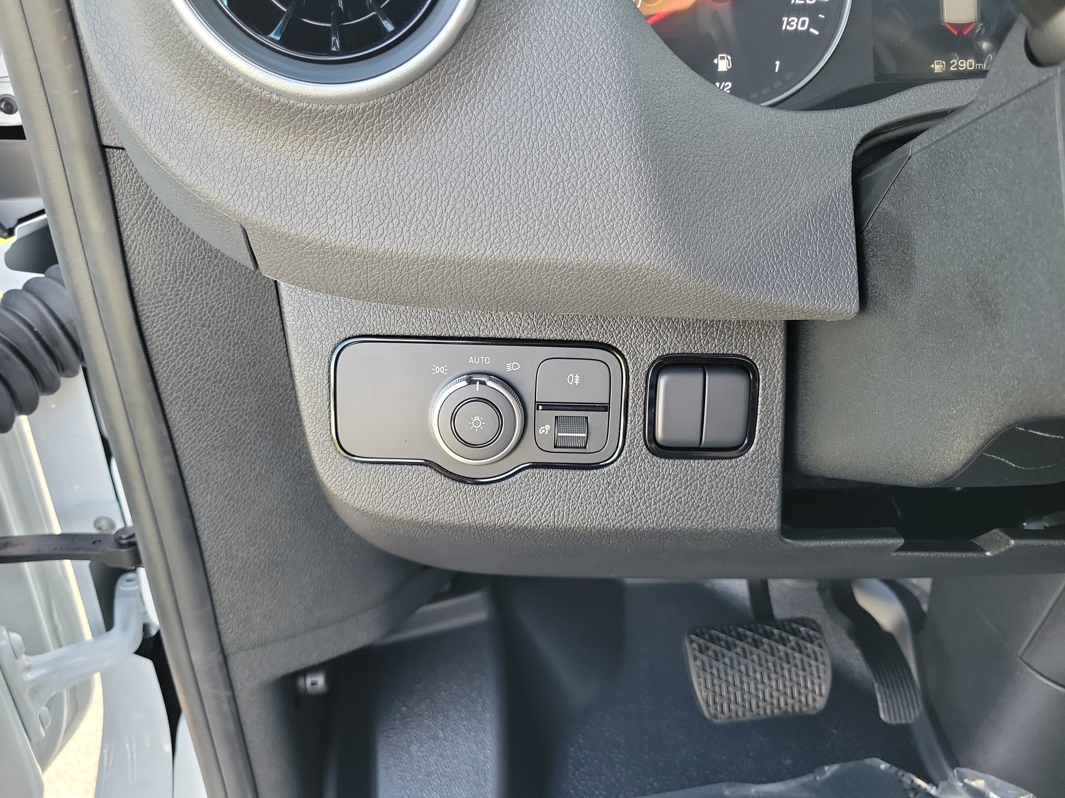 Used 2026 Mercedes-Benz Sprinter 2500 image 24