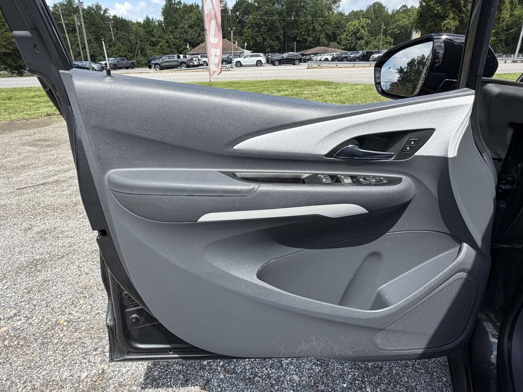 Used 2020 Chevrolet Bolt LT FWD image 12