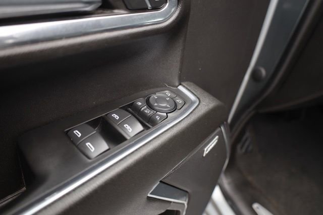 Used 2024 Chevrolet Silverado 2500 LTZ w/ LTZ Convenience Package image 22