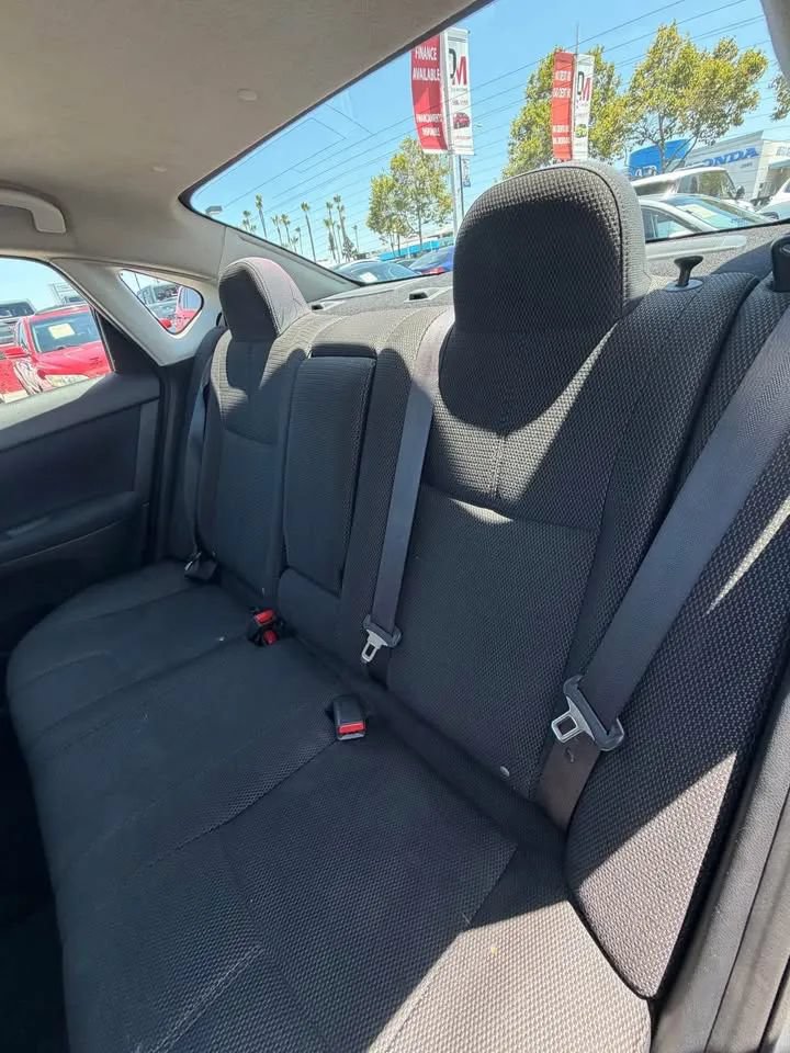 Used 2013 Nissan Sentra S FWD image 8