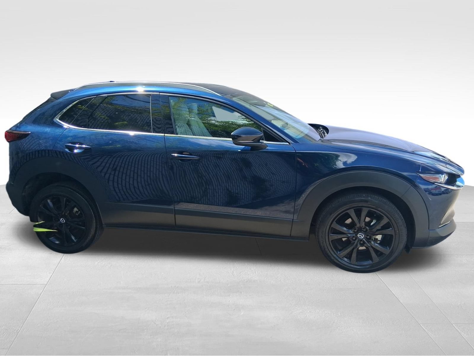 Certified 2023 MAZDA CX-30 2.5 Turbo w/ Premium Package AWD/4WD image 4
