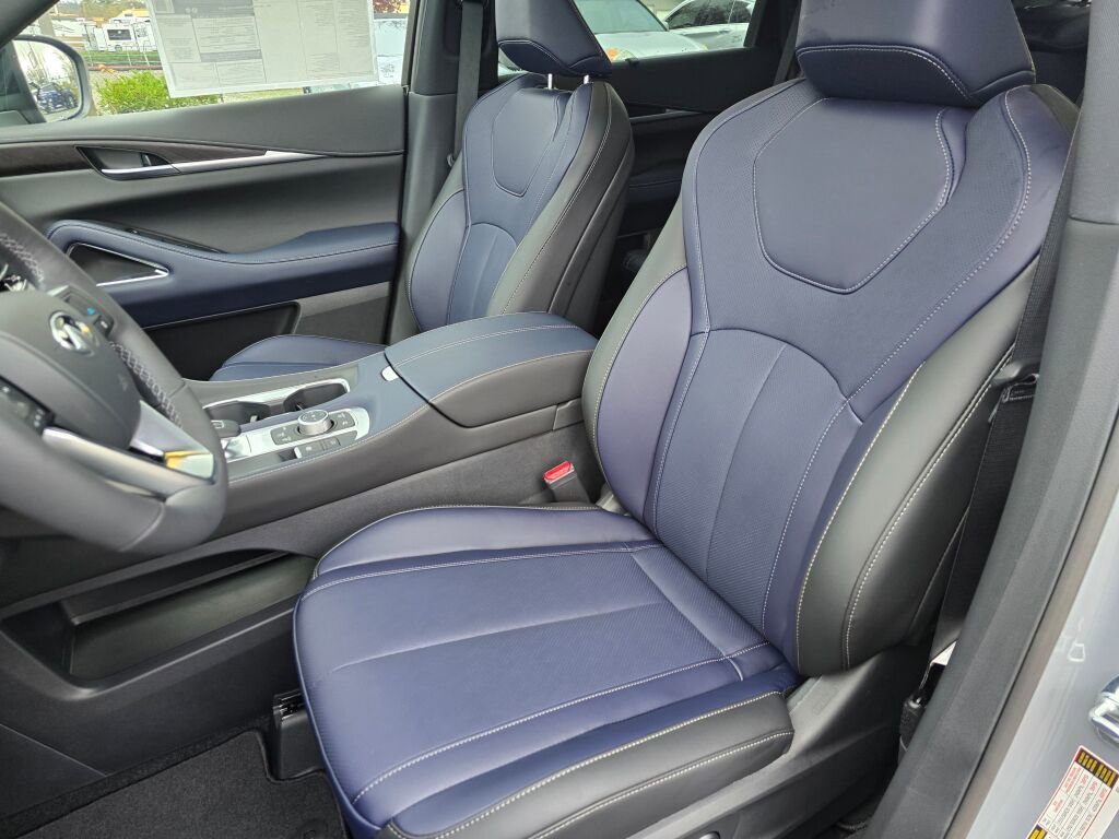 New 2026 INFINITI QX60 Sport image 22