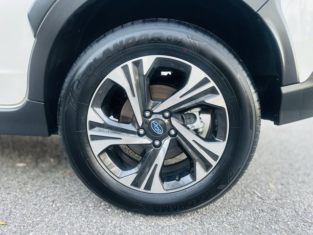 Used 2025 Subaru Crosstrek 2.0i Premium image 31