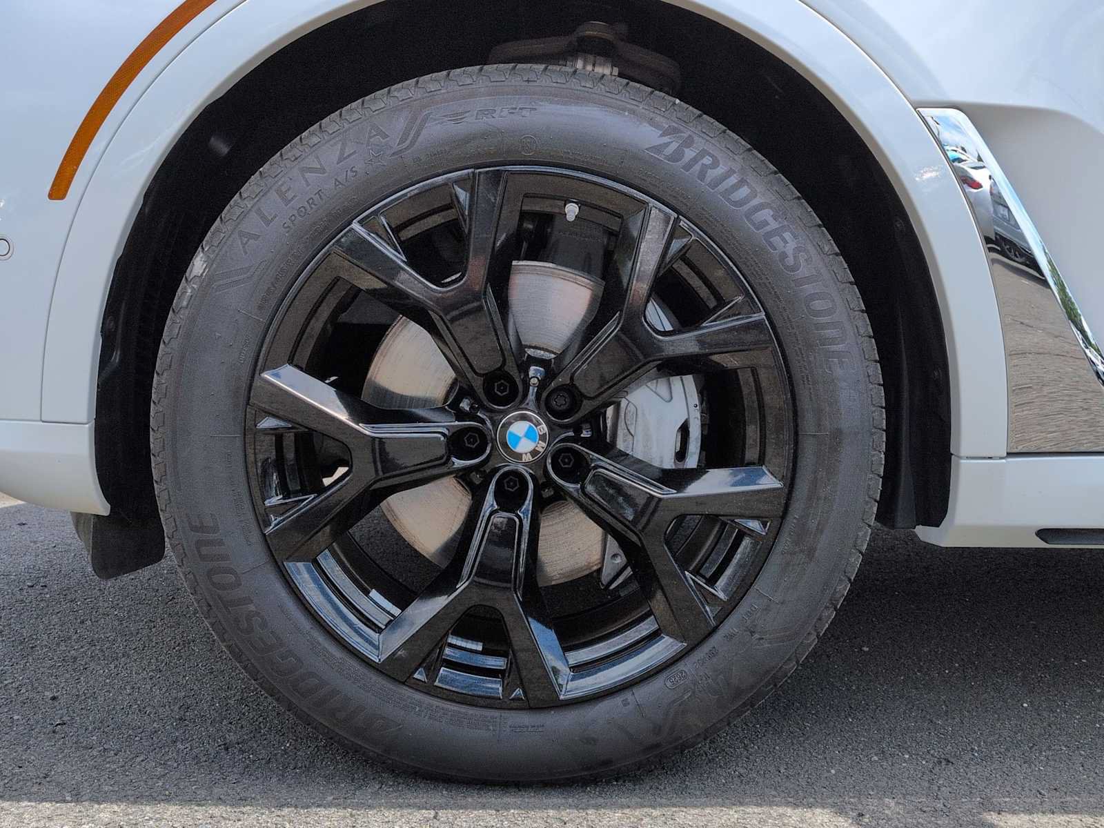 Used 2026 BMW X7 xDrive40i AWD/4WD image 13