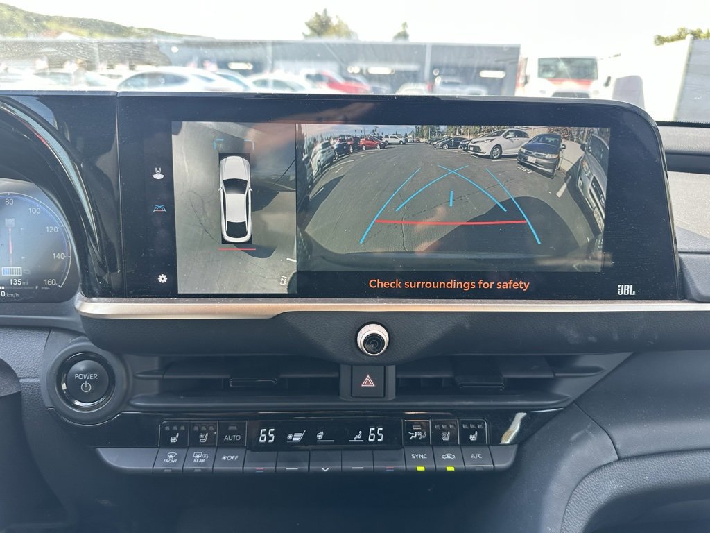 Used 2023 Toyota Crown image 12