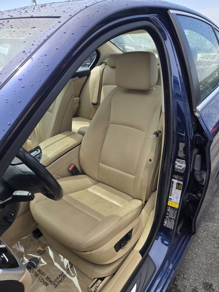 Used 2013 BMW 535i xDrive Sedan AWD/4WD image 14