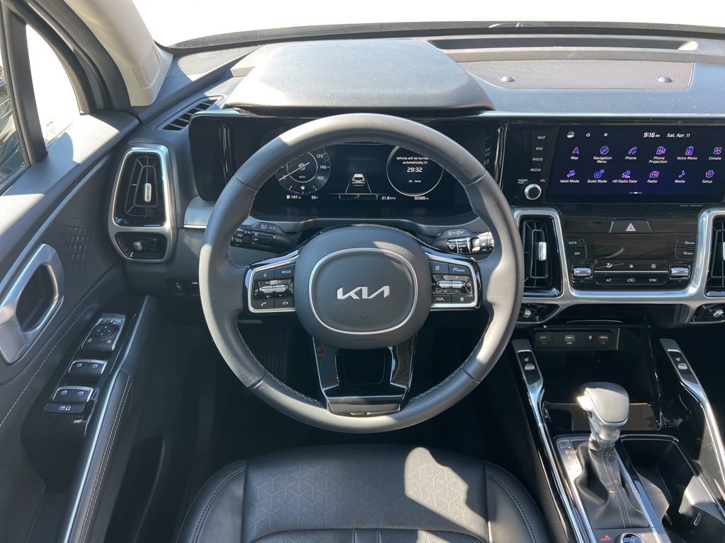Certified 2023 Kia Sorento SX image 23