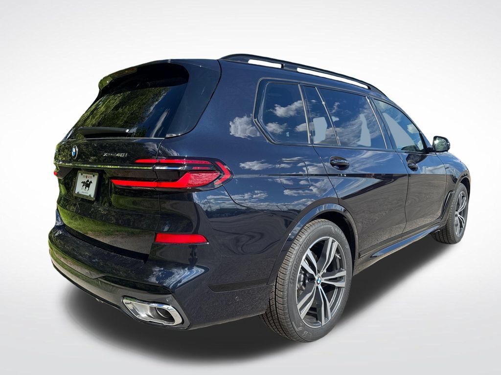 New 2026 BMW X7 xDrive40i w/ M Sport Package AWD/4WD image 3