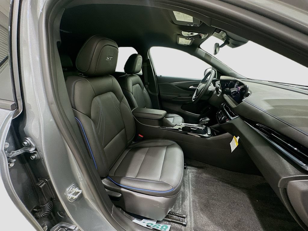 Certified 2025 Buick Envista Sport Touring w/ Convenience I Package FWD image 27