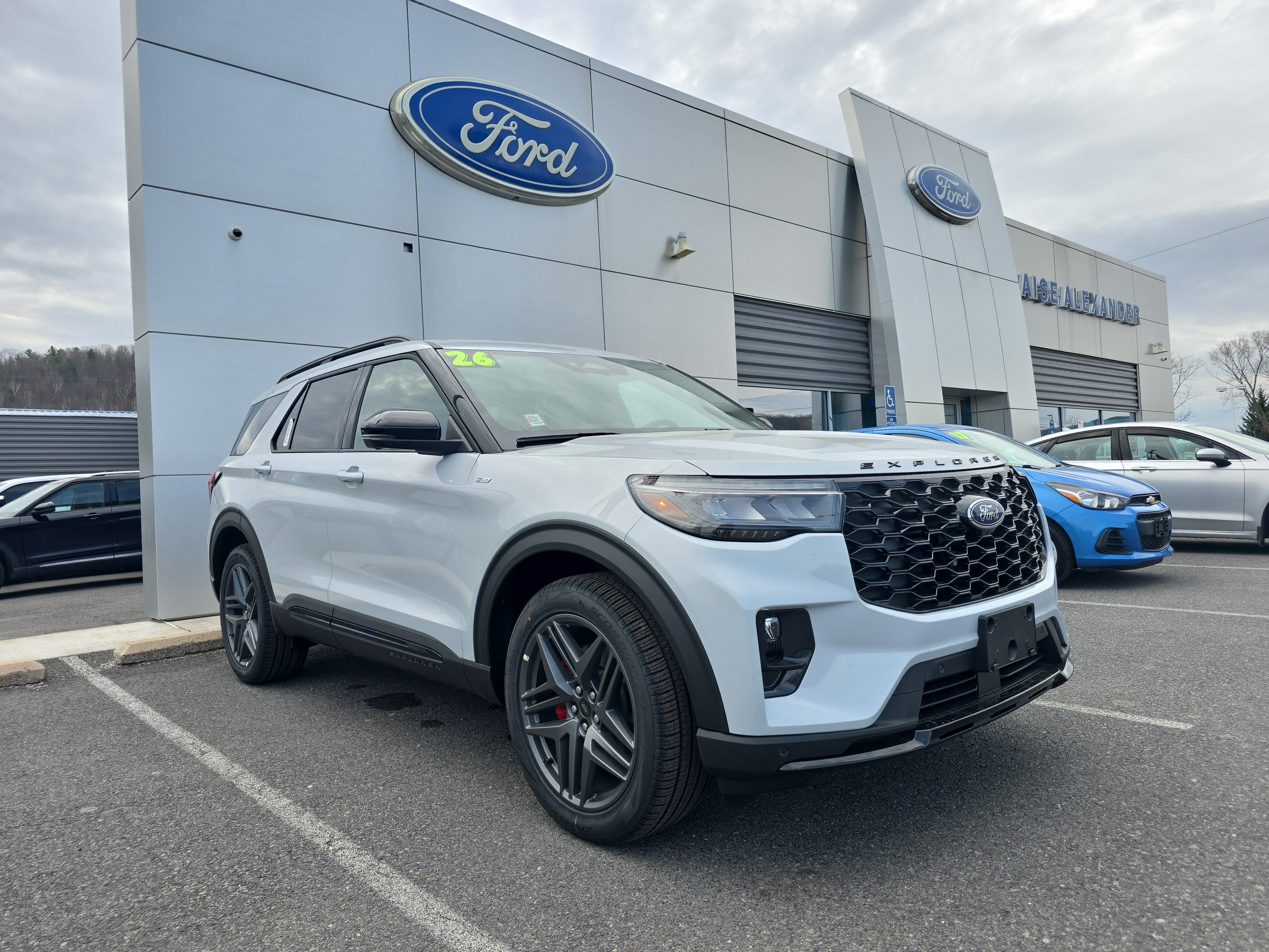 New 2026 Ford Explorer ST-Line w/ ST-Line Street Pack