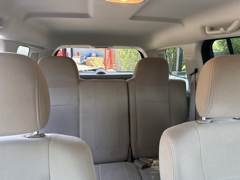 Used 2012 Jeep Patriot Latitude w/ Altitude Pkg AWD/4WD image 27
