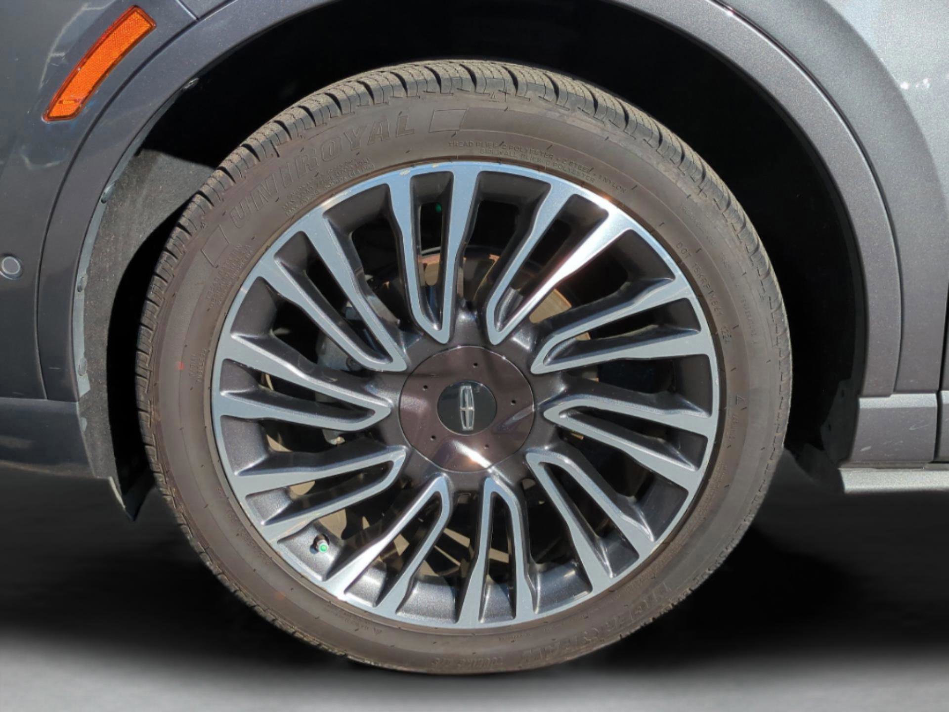 Used 2021 Lincoln Corsair Reserve w/ Equipment Group 201A AWD/4WD image 26