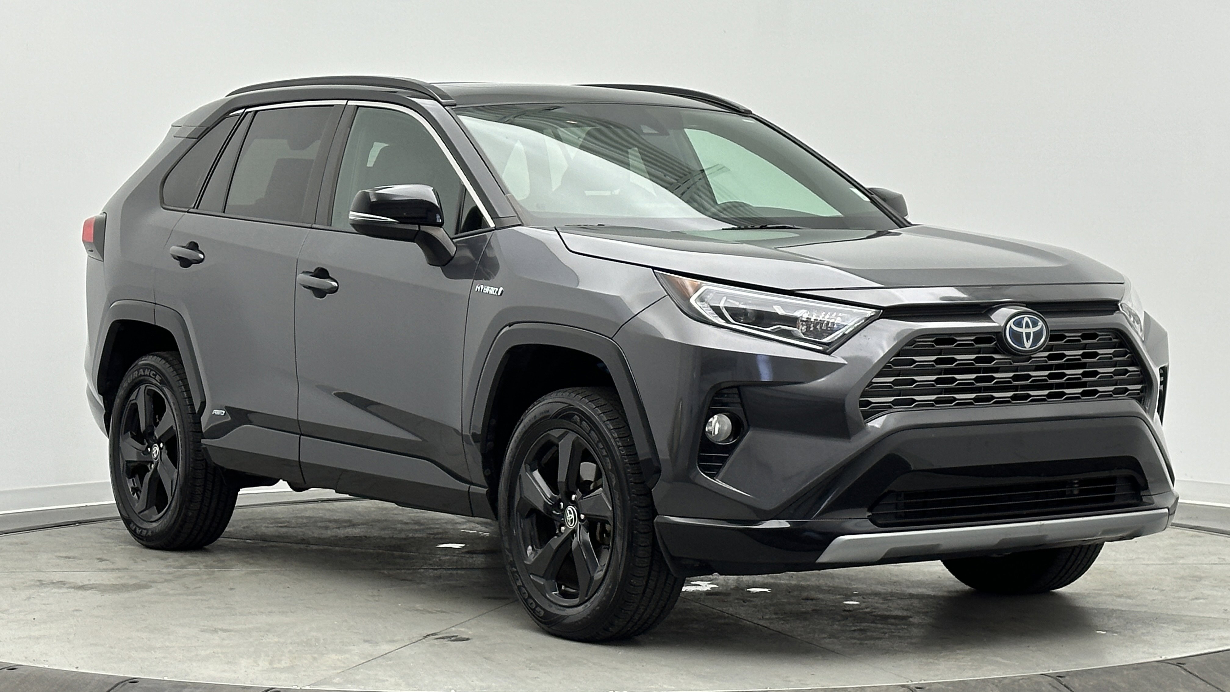 Used 2021 Toyota RAV4 XSE w/ XSE Grade Weather Package image 3