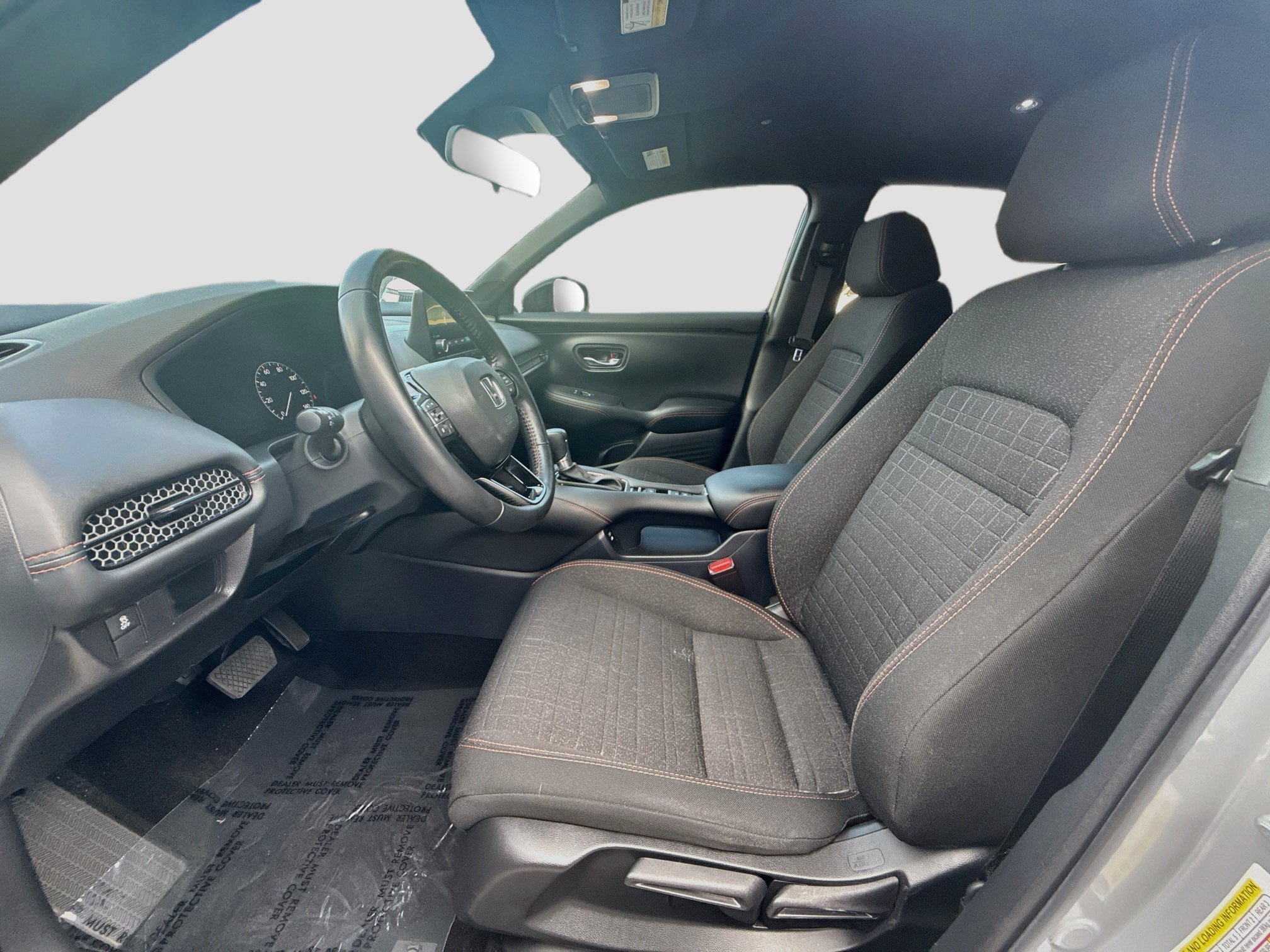 Certified 2025 Honda HR-V Sport image 18
