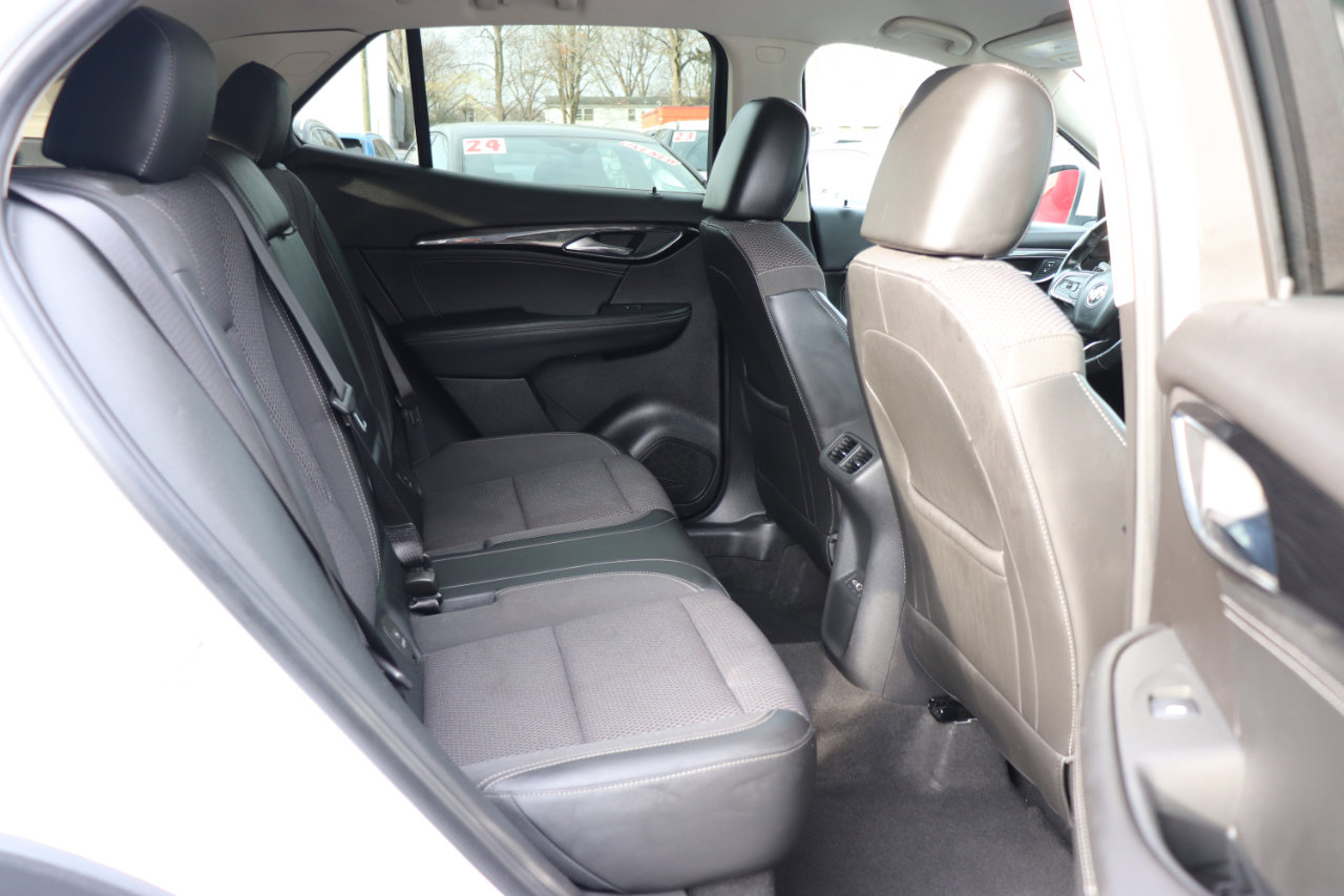 Used 2023 Buick Envision Preferred image 13