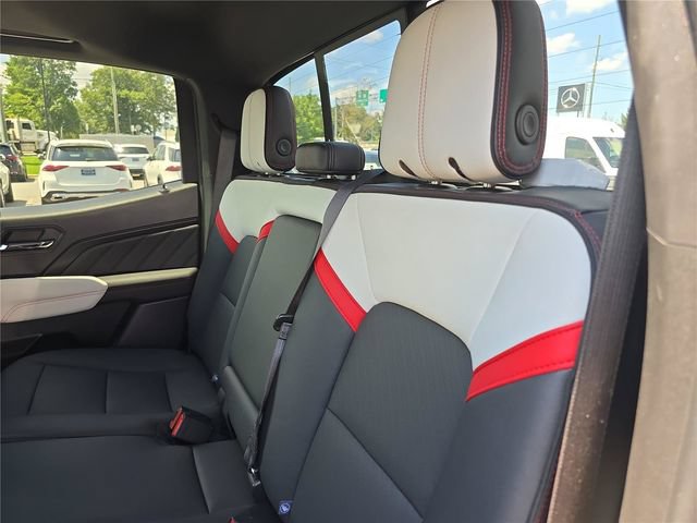 Used 2024 GMC Canyon AT4X AWD/4WD image 15