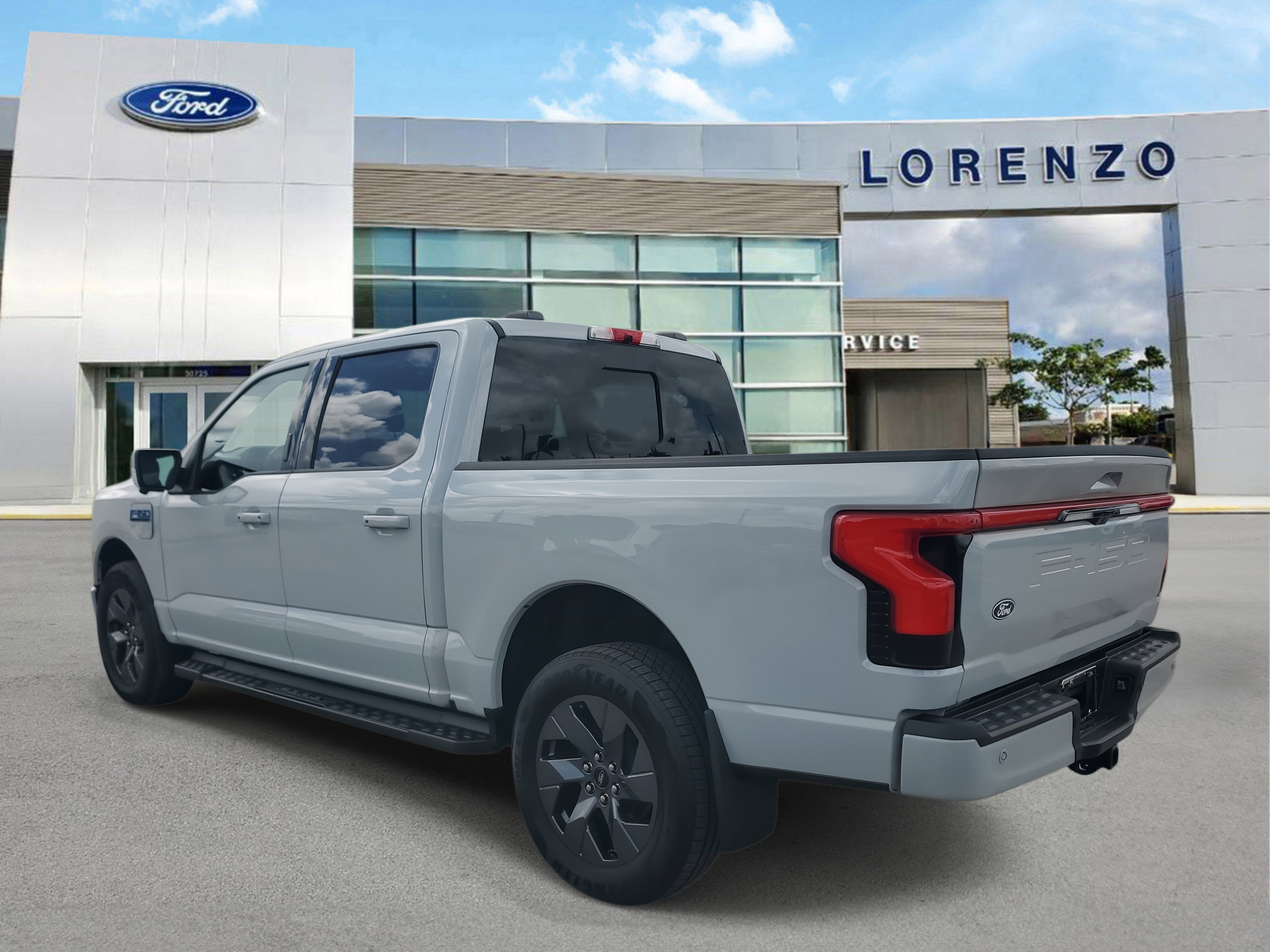 Used 2024 Ford F150 Lightning Lariat image 7