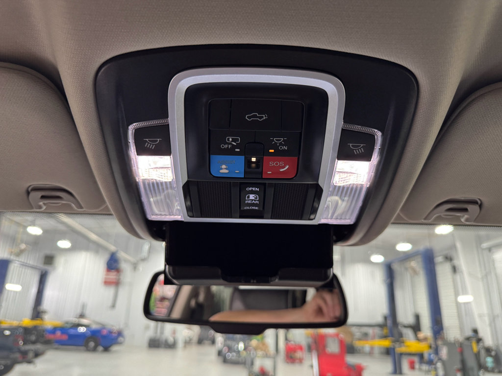 Used 2024 RAM 3500 Laramie image 36