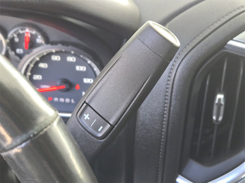 Used 2020 Chevrolet Silverado 1500 LT w/ Texas Edition image 17