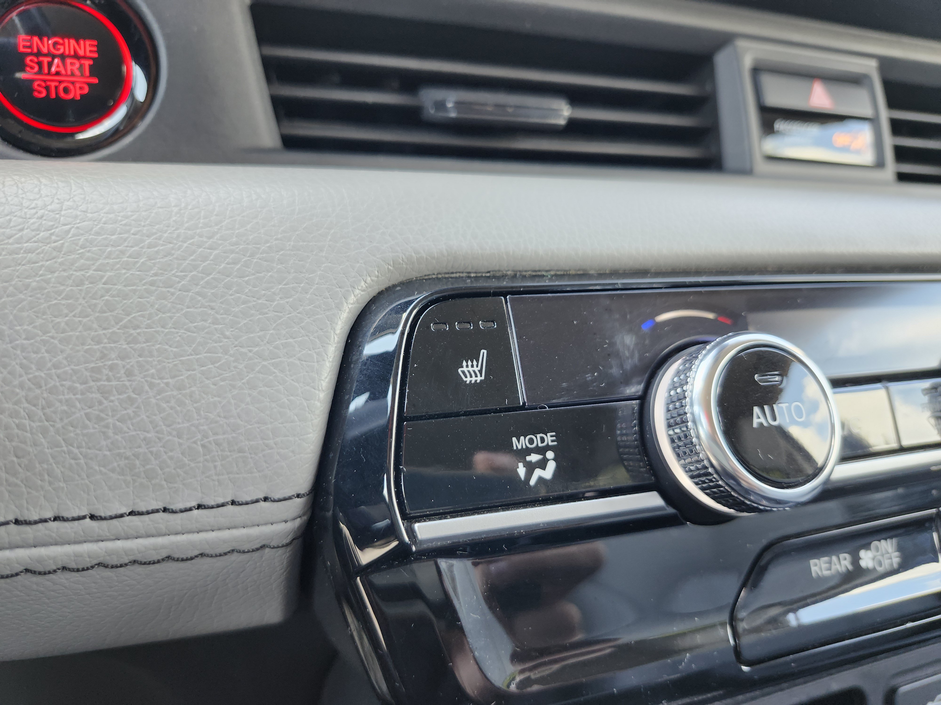 Used 2024 Honda Pilot EX-L image 8