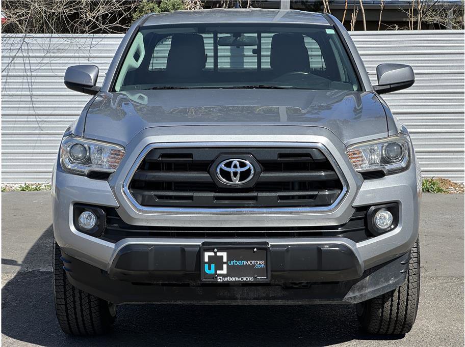 Used 2017 Toyota Tacoma SR5 image 7