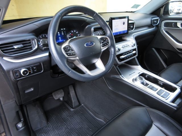 Certified 2023 Ford Explorer XLT w/ Equipment Group 202A image 13