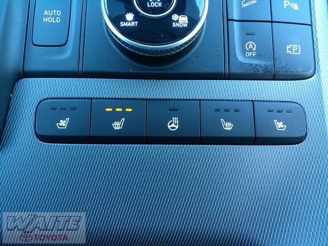 Used 2024 Hyundai Palisade Limited image 17