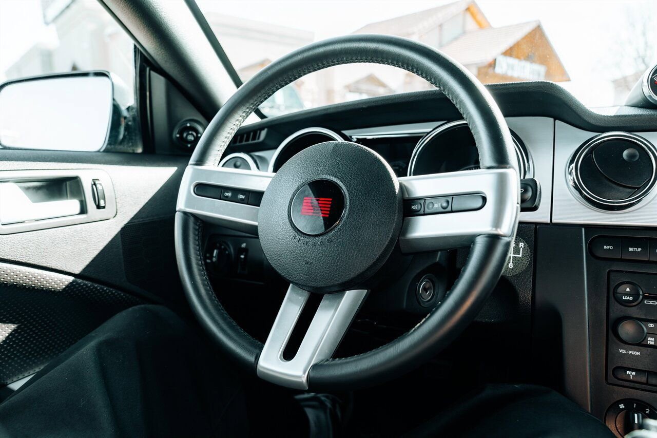 Used 2007 Ford Mustang GT Premium image 33