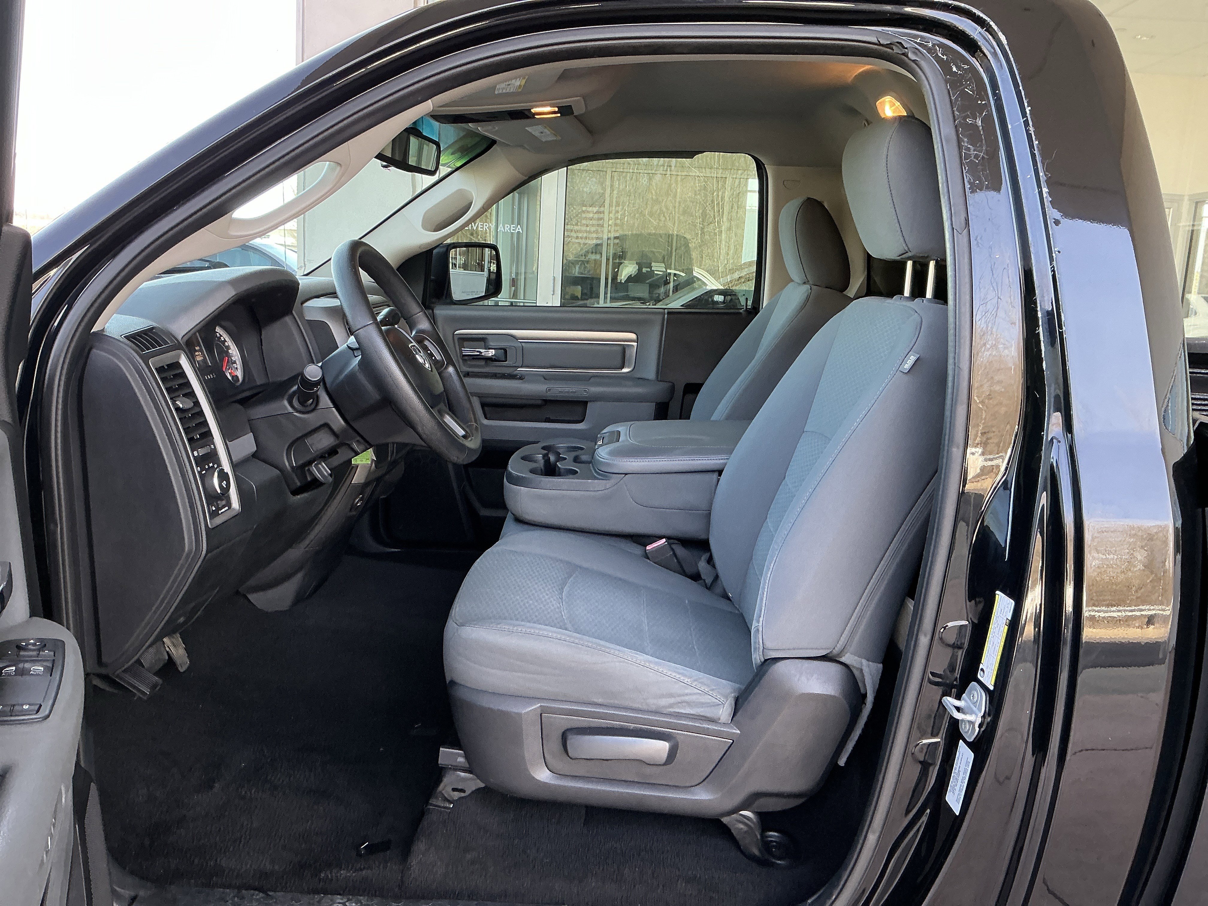 Used 2015 RAM 1500 Tradesman w/ Power & Remote Entry Group image 7
