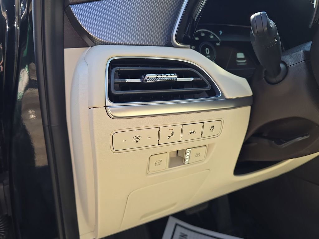 Used 2021 Hyundai Palisade Calligraphy image 14