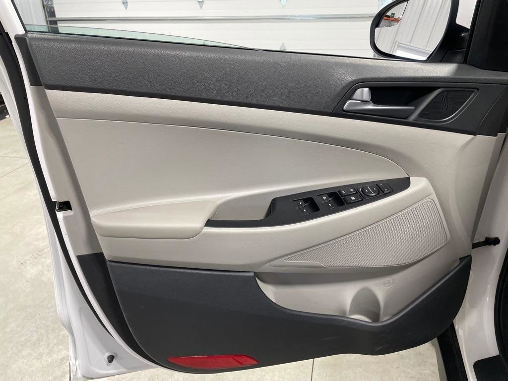 Used 2016 Hyundai Tucson SE w/ Option Group 02 image 13