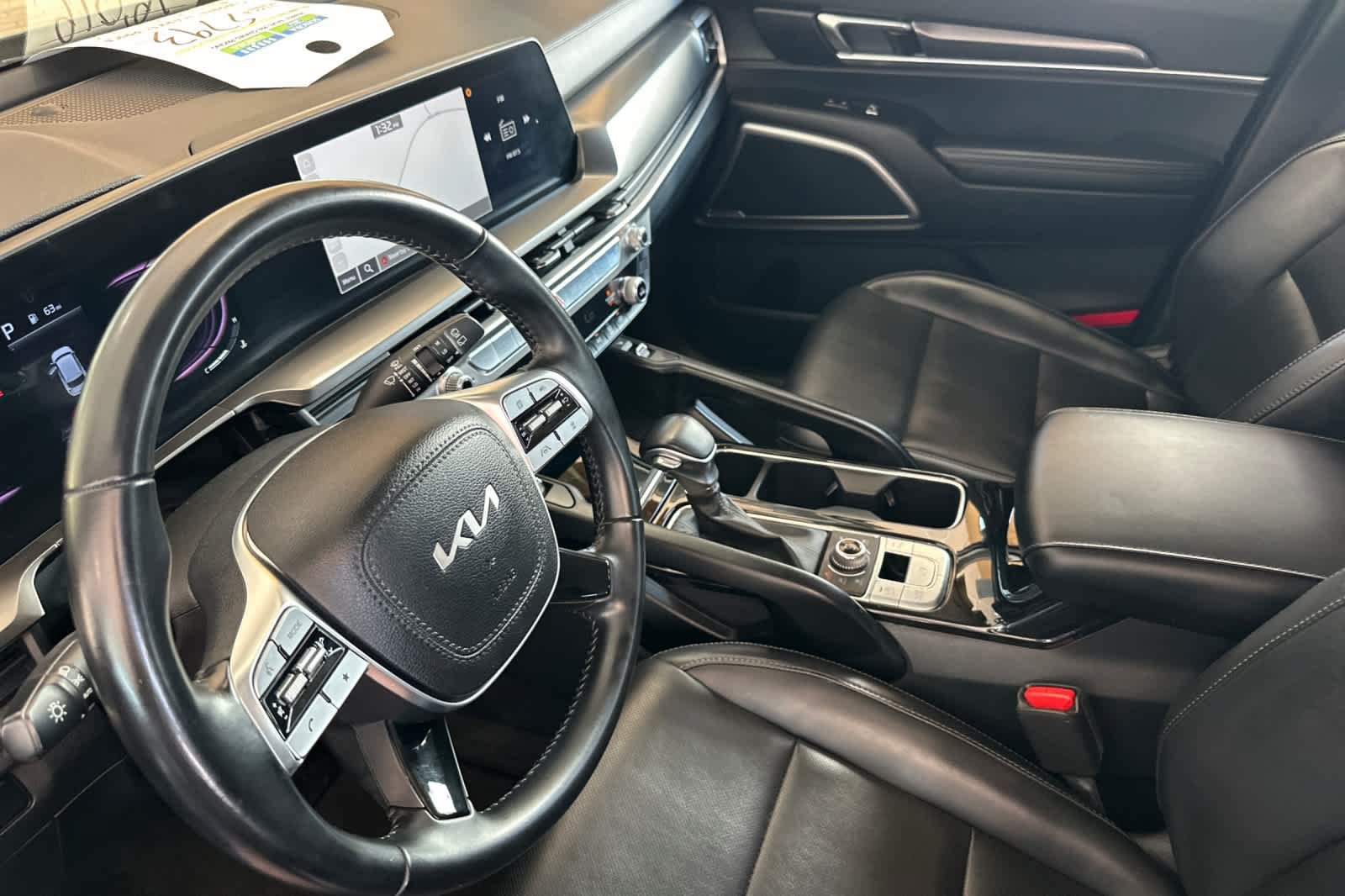 Used 2024 Kia Telluride S AWD/4WD image 9