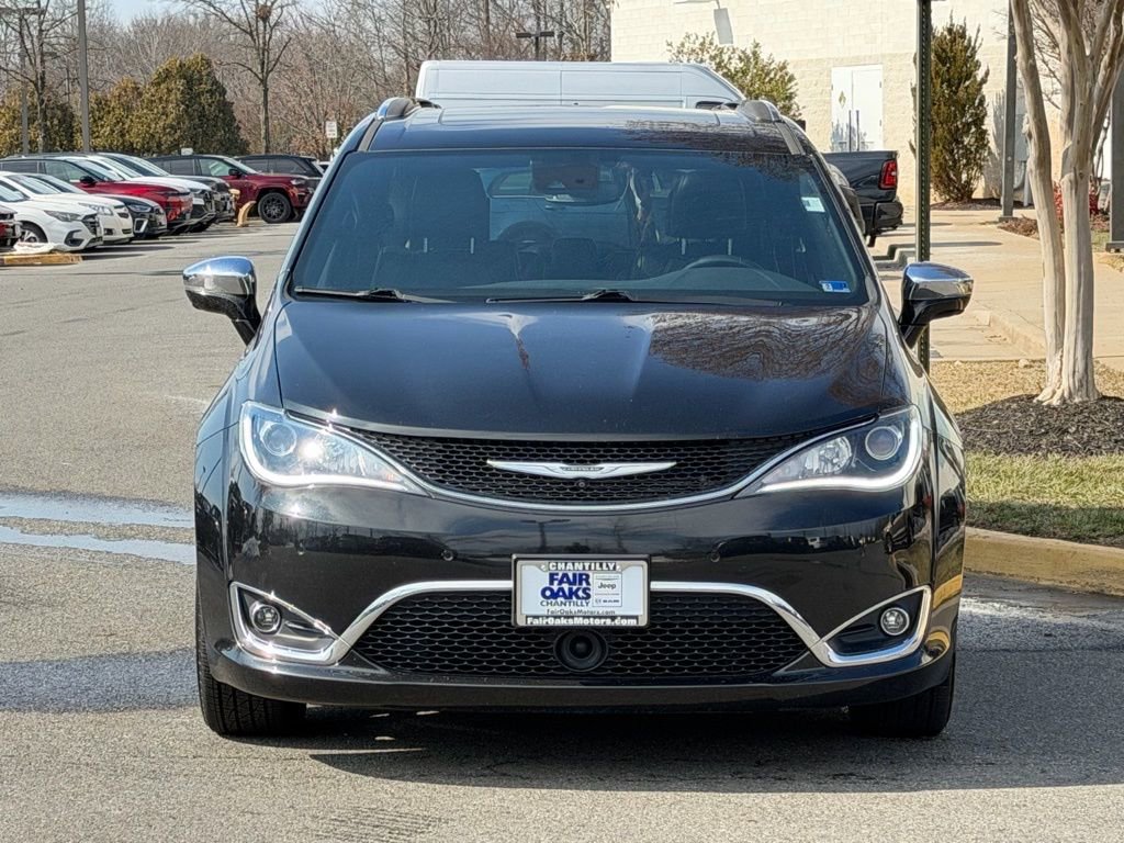 Used 2020 Chrysler Pacifica Limited image 4