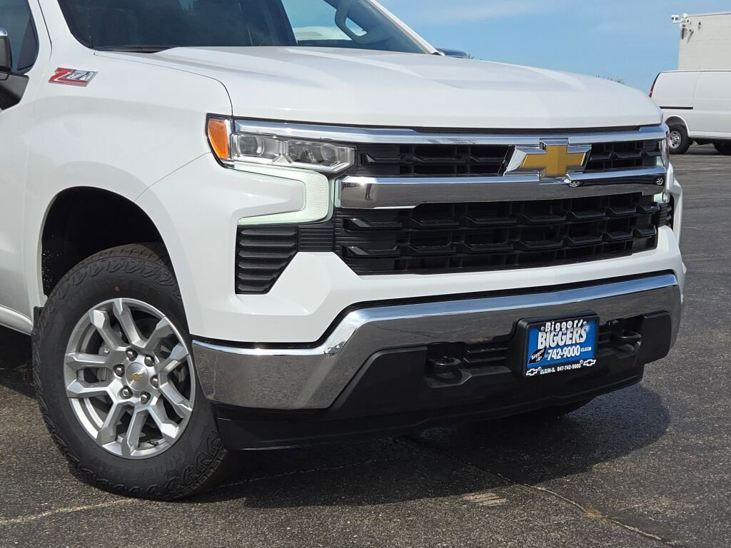 New 2026 Chevrolet Silverado 1500 LT image 2