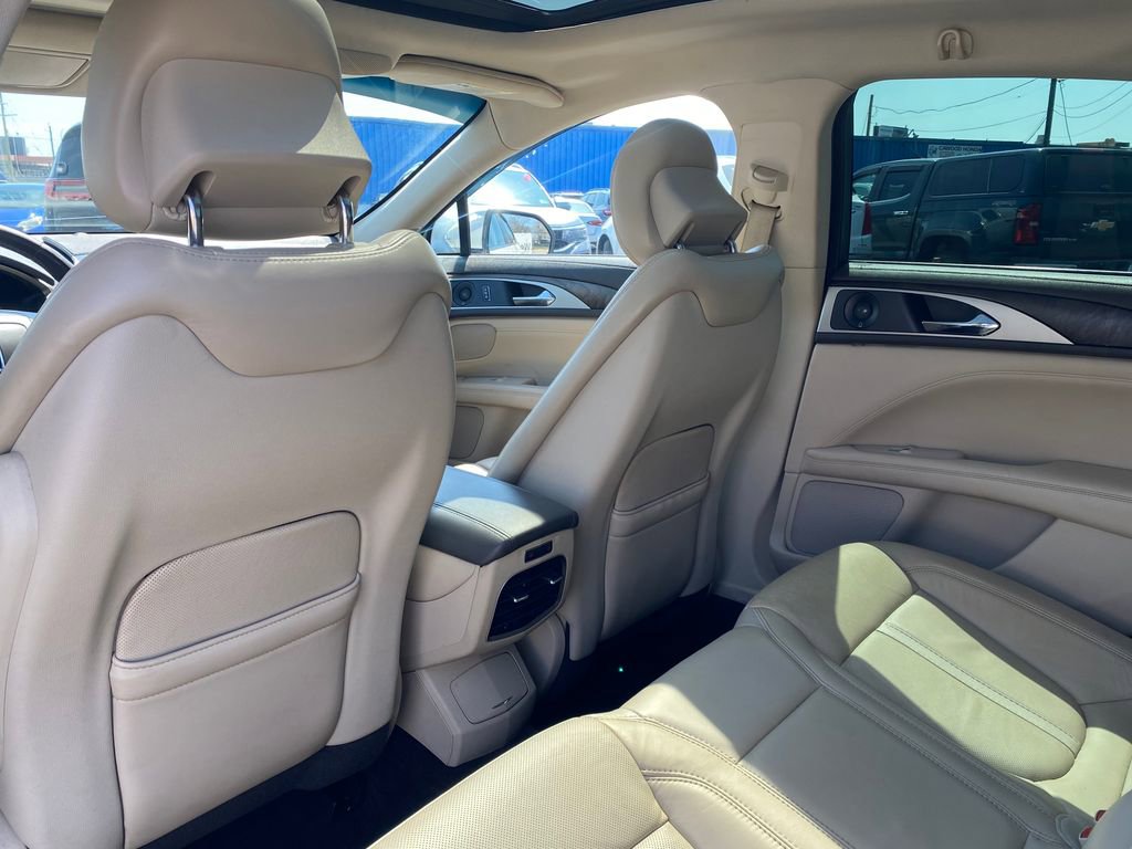 Used 2017 Lincoln MKZ Reserve AWD/4WD image 15