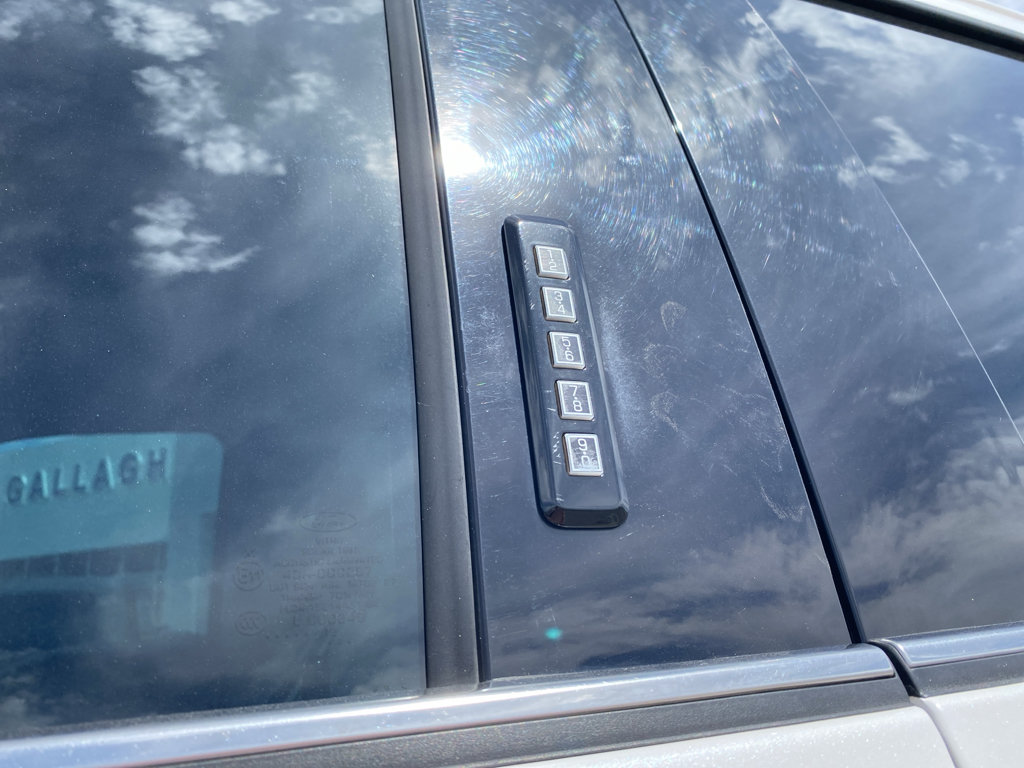 Used 2019 Ford F250 Platinum w/ Platinum Ultimate Package AWD/4WD image 14
